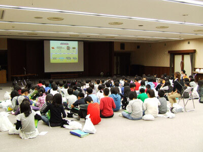 近隣小学校の工場見学会開催